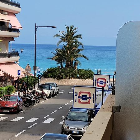 Studio Entre Plages Et Monaco Climatise Parking Roquebrune-Cap-Martin Exterior photo